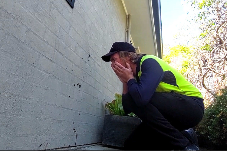 

It`s common for the narooma gutter cleaner to handle any debris left on the ground after their work.